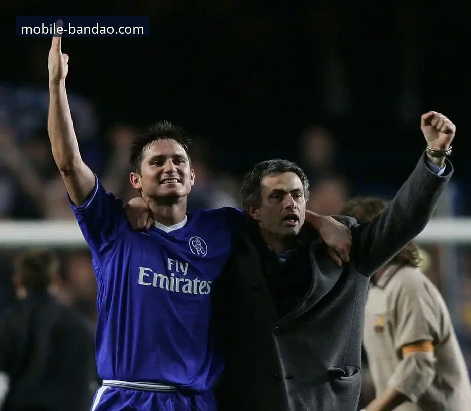 半岛体育手机版最新资讯 深度解析意大利出局:半岛体育手机版最新资讯获取与赛事复盘实用指南